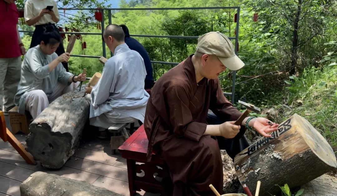 湖北法藏寺举办书法木刻活动 打造“三香三净”寺院 弘扬中华优秀传统文化