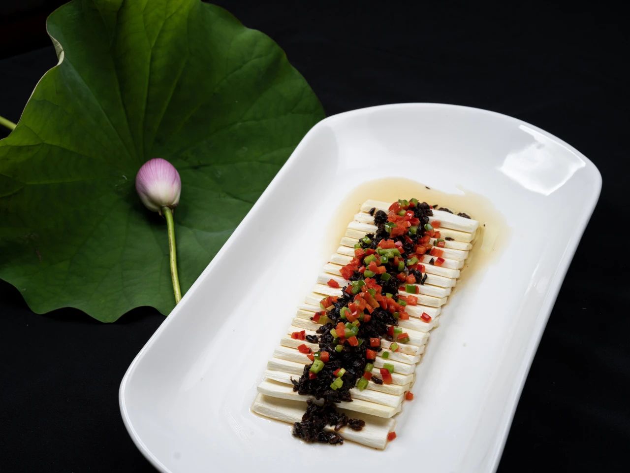 灵隐清供｜豆香清茭（豆豉蒸茭白）