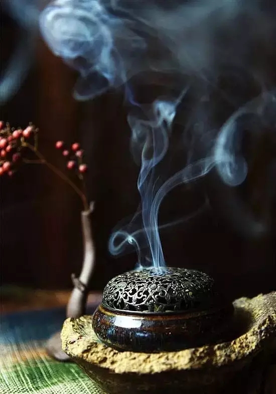 沉香：以香为媒 诸根皆利