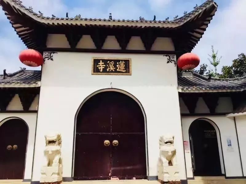 武昌佛学院尼众部开始招生啦！同时招录预科、本科女众