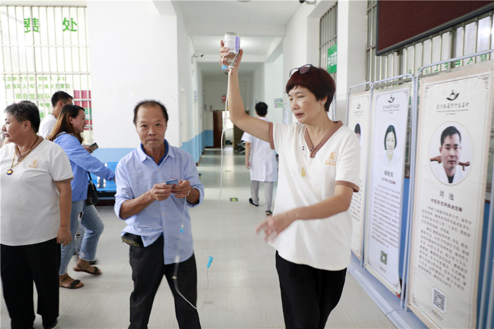 点滴关怀慰人心 厦门南普陀寺扶贫义诊宁德站的两三事