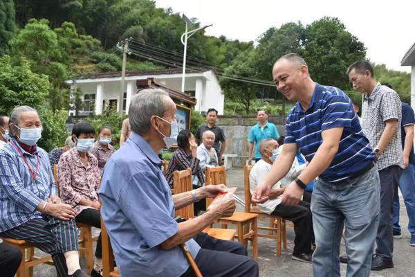 2021湖南佛慈慈善行第十七站 资助炎陵县麻疯病村院