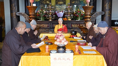 腊八 | 安徽三祖禅寺举行“冬日送暖，施粥祈福”活动