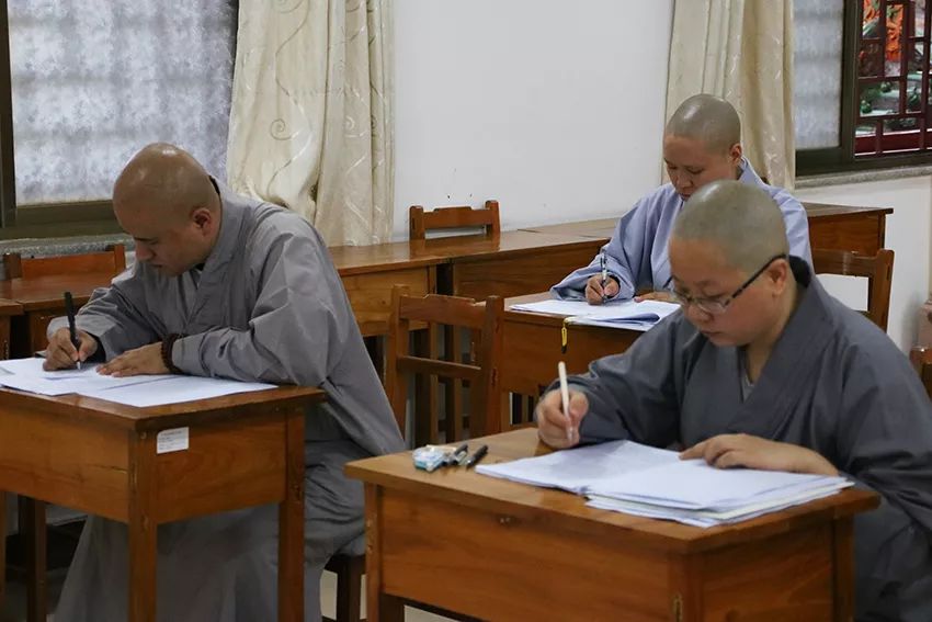 快讯 ▎全国汉传佛教院校（河北考区）教师资格认定考核工作在河北省佛学院女众部举行
