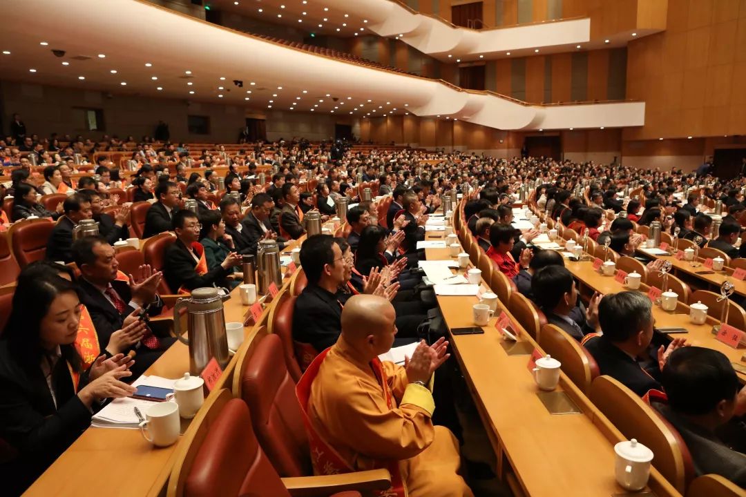 绍兴市佛教协会会长净芳法师荣获第六届“浙江慈善奖•慈善楷模奖”