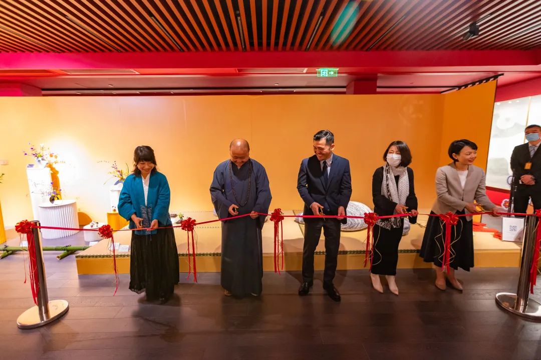 “空华水月·玉佛印心”玉佛禅寺·华道家元池坊作品展圆满开幕！