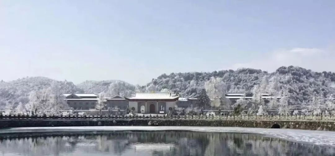 一真法界辉千古 诚敬灵光福众生——云居山真如禅寺隆重纪念一诚老和尚圆寂三周年