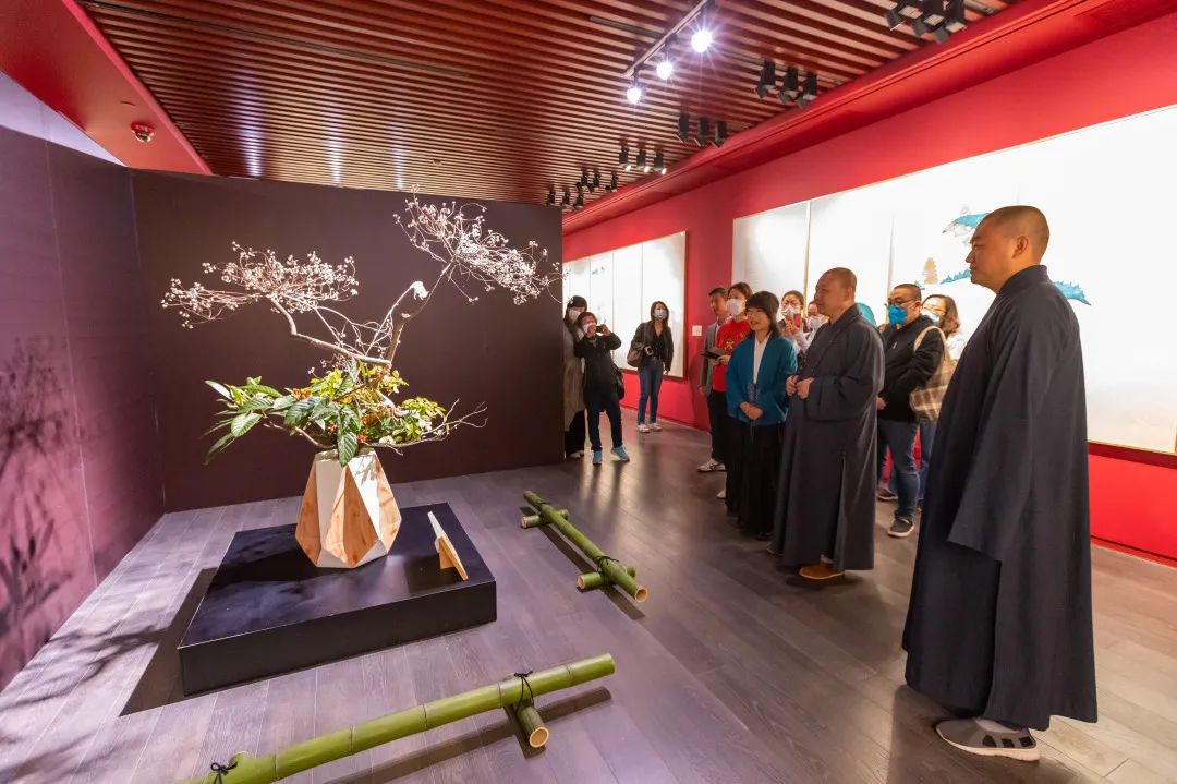 “空华水月·玉佛印心”玉佛禅寺·华道家元池坊作品展圆满开幕！