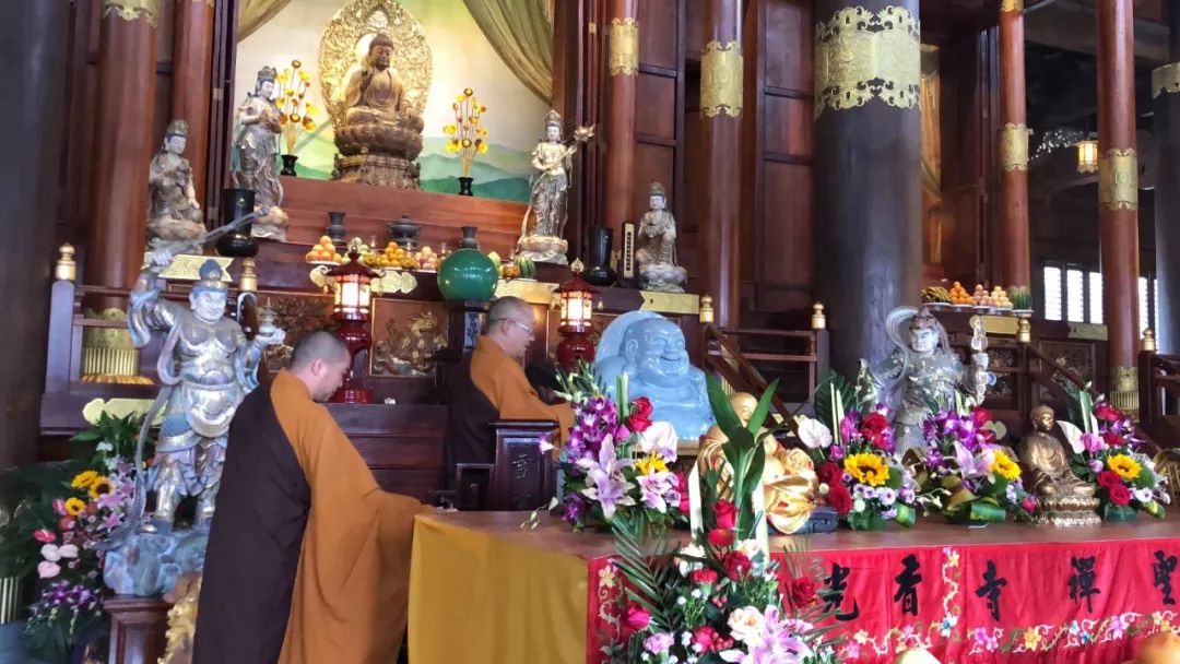 传戒专题 | 雪窦山资圣禅寺三坛大戒法会 第三日：进堂 请引礼 宣堂规 开示
