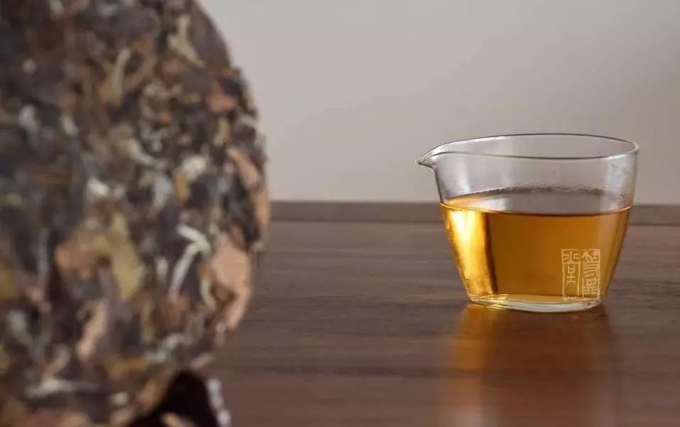 拷问白茶:get 这几招,能解决90%与白茶有关的问题!