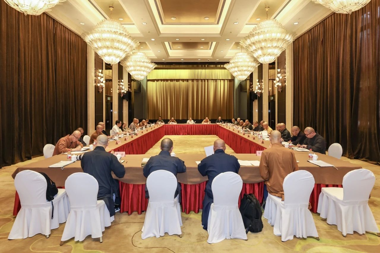 浙江省佛教协会八届十六次会长会议在杭州召开