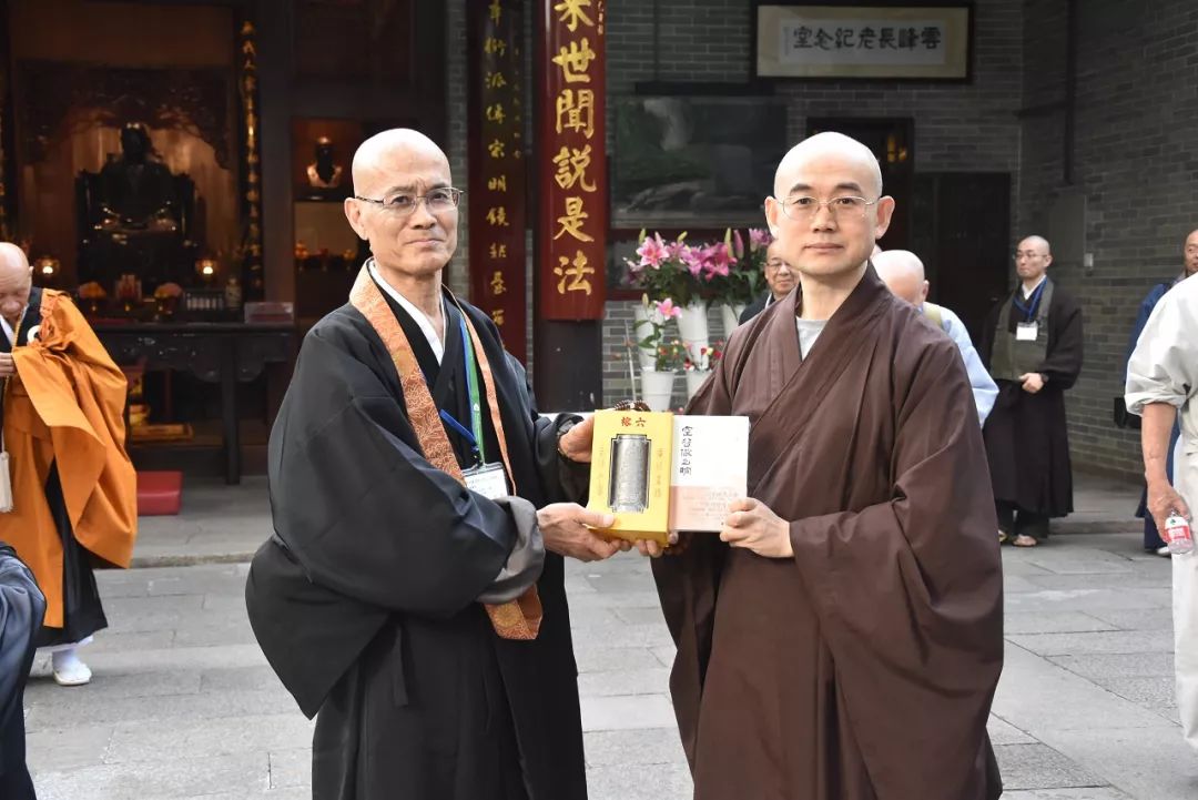 “中韩日佛教友好交流会议”日本佛教代表团莅临六榕寺参观访问
