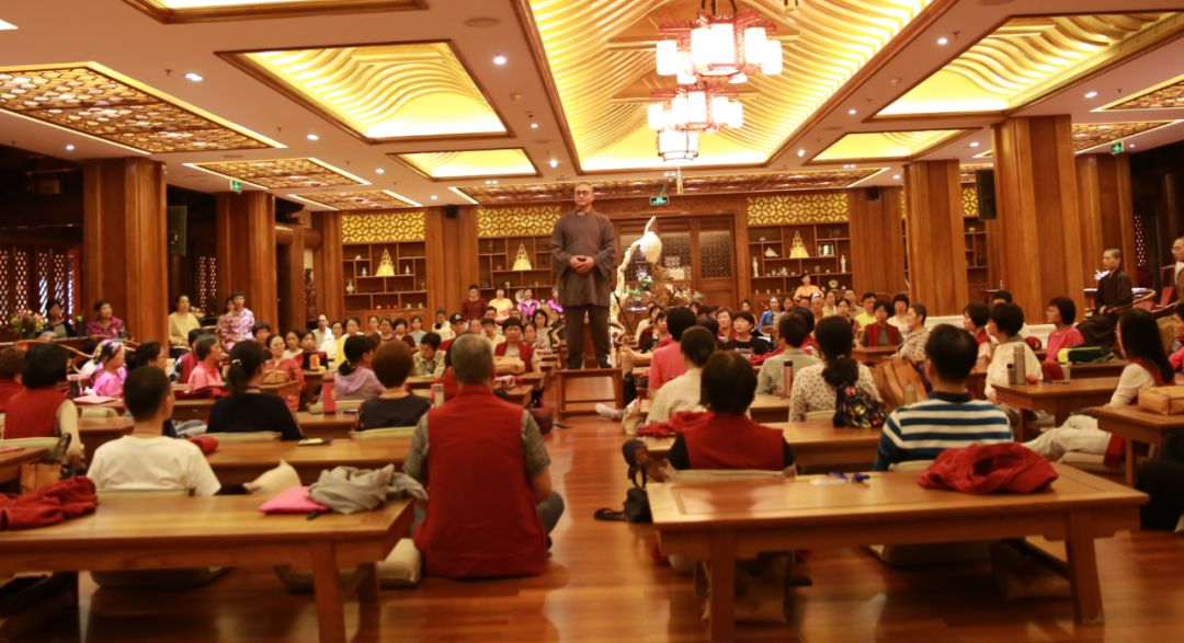 善友康乐社 | 德建禅师为癌症康复营学员亲授禅武医功法