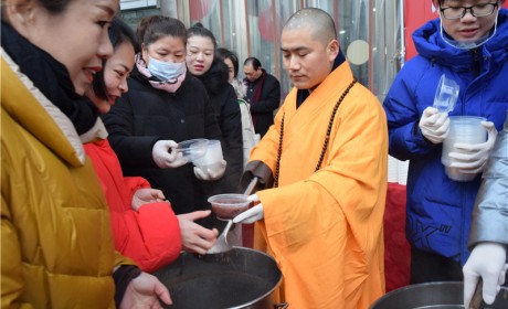 腊八 | 佛陀成道日 湖北鄂州普照寺广发“腊八福粥”